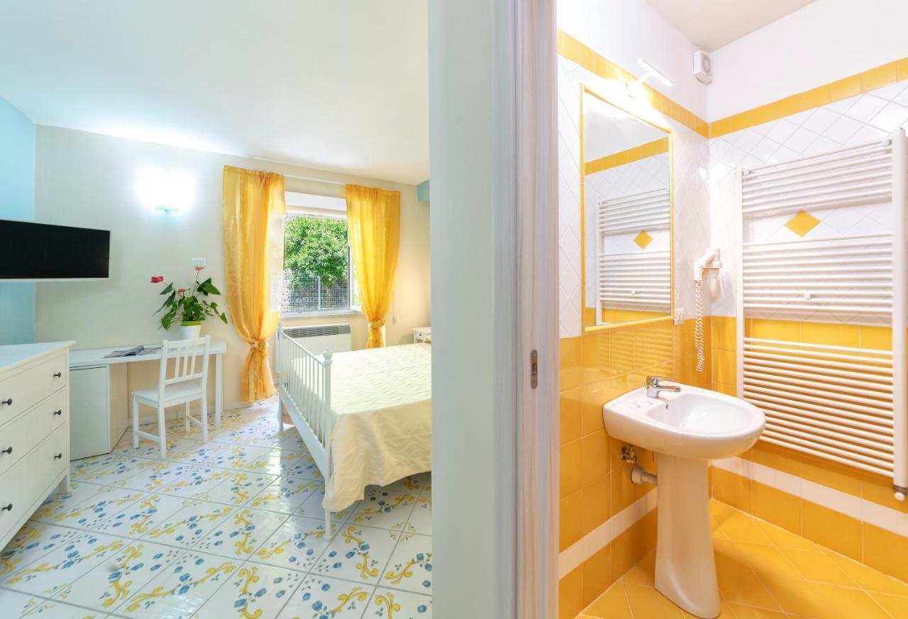 Casamicciola Terme Hotel Il Nespolo מראה חיצוני תמונה