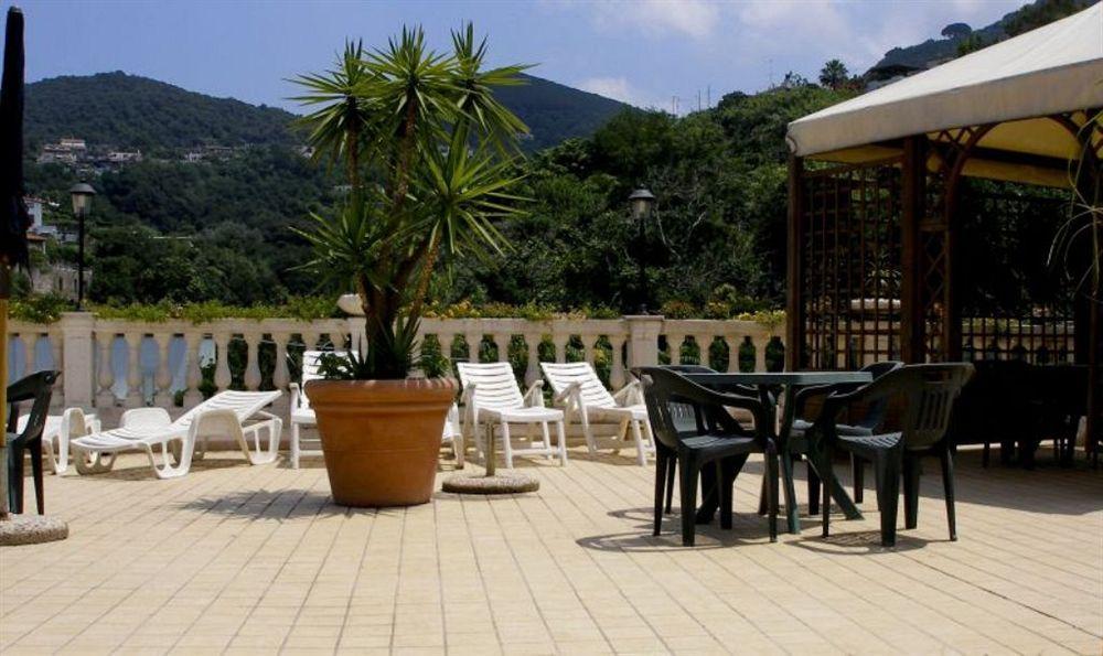 Casamicciola Terme Hotel Il Nespolo מראה חיצוני תמונה